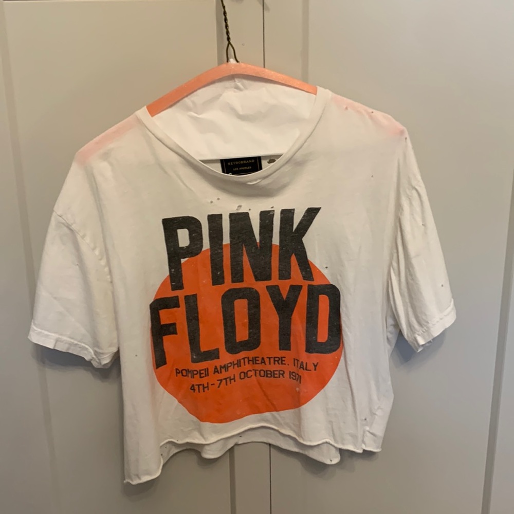 Retrobrand Pink Floyd ripped white tee.